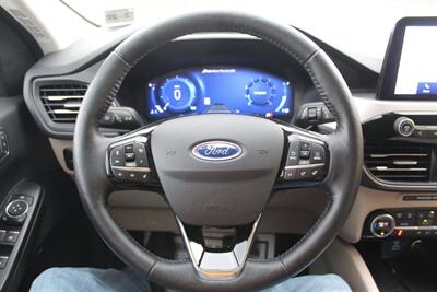 2021 Ford Escape SEL   - Photo 6 - Red Bank, NJ 07701