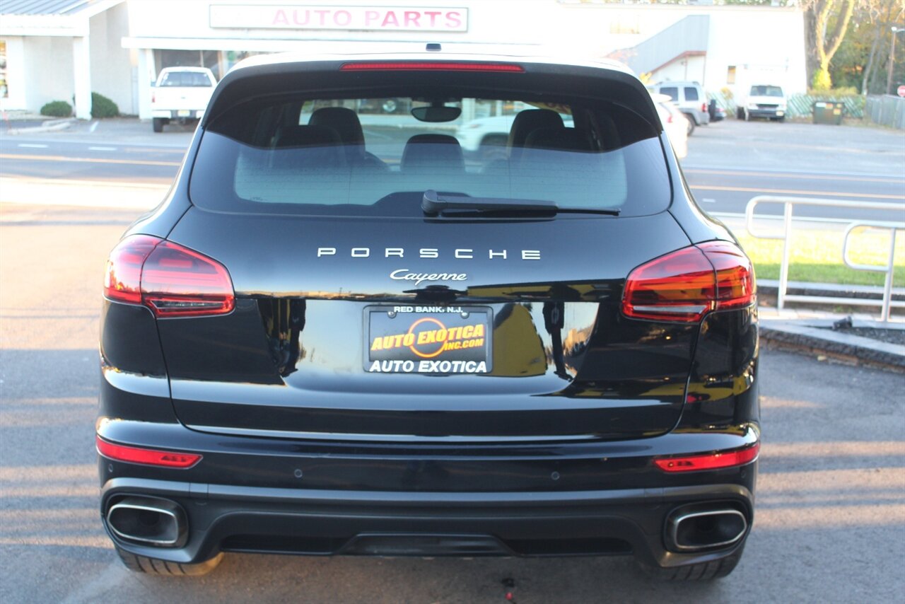 2017 Porsche Cayenne Platinum Edition - Photo 26 - Red Bank, NJ 07701