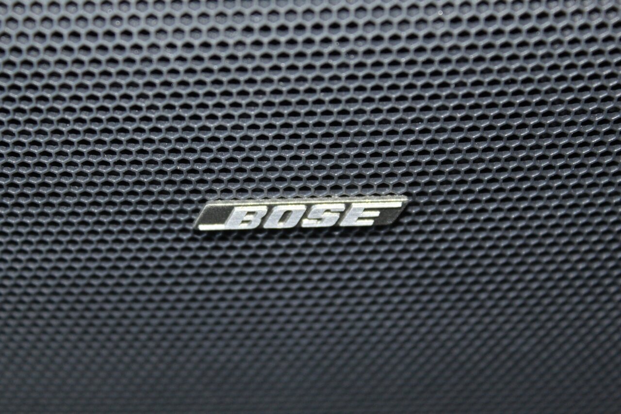 2017 Porsche Cayenne Platinum Edition - Photo 12 - Red Bank, NJ 07701