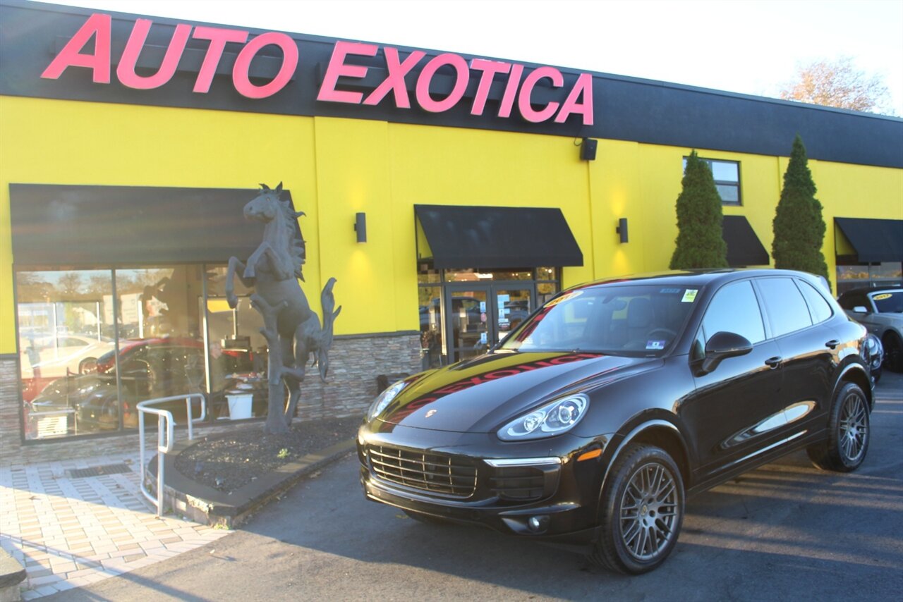 2017 Porsche Cayenne Platinum Edition   - Photo 1 - Red Bank, NJ 07701