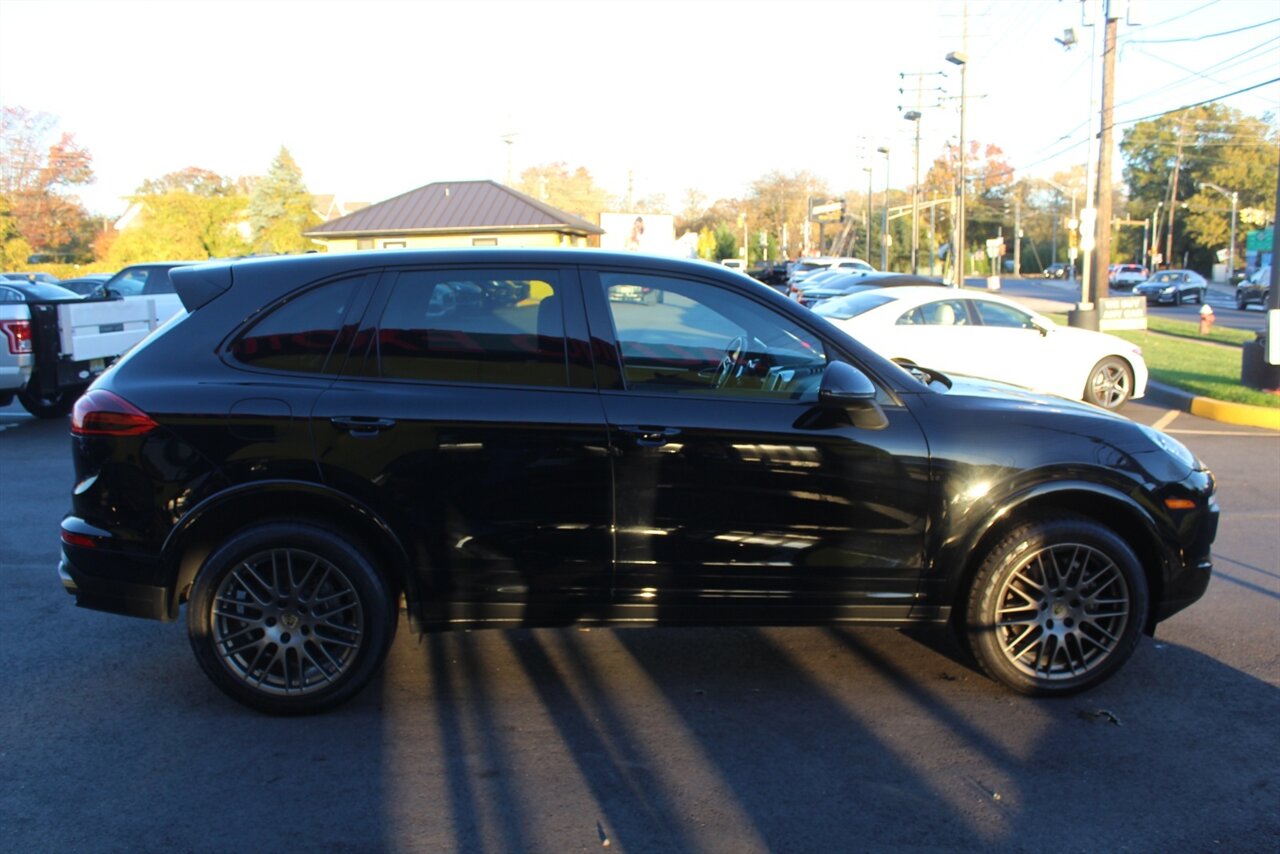 2017 Porsche Cayenne Platinum Edition - Photo 27 - Red Bank, NJ 07701