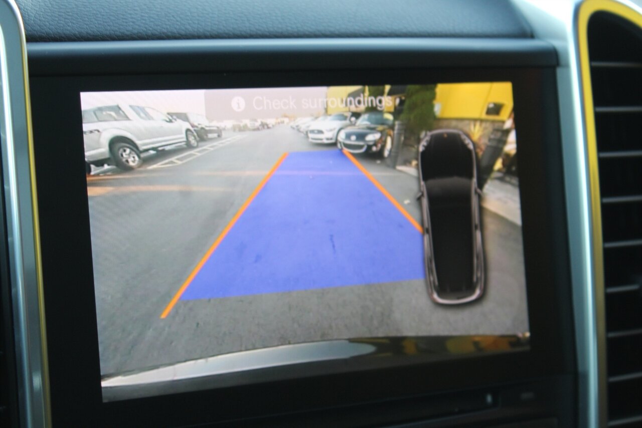 2017 Porsche Cayenne Platinum Edition - Photo 11 - Red Bank, NJ 07701