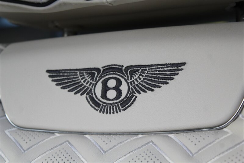 2021 Bentley Flying Spur W12 photo