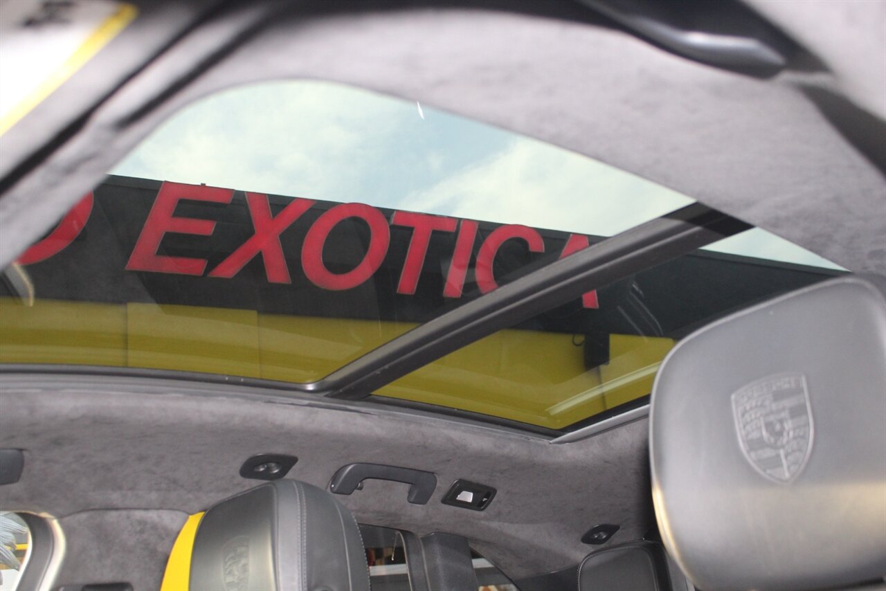 2015 Porsche Macan S - Photo 12 - Red Bank, NJ 07701