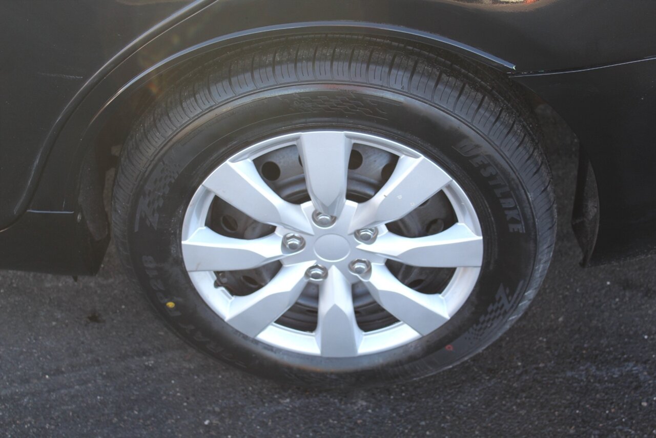 2008 Toyota Camry LE - Photo 23 - Red Bank, NJ 07701