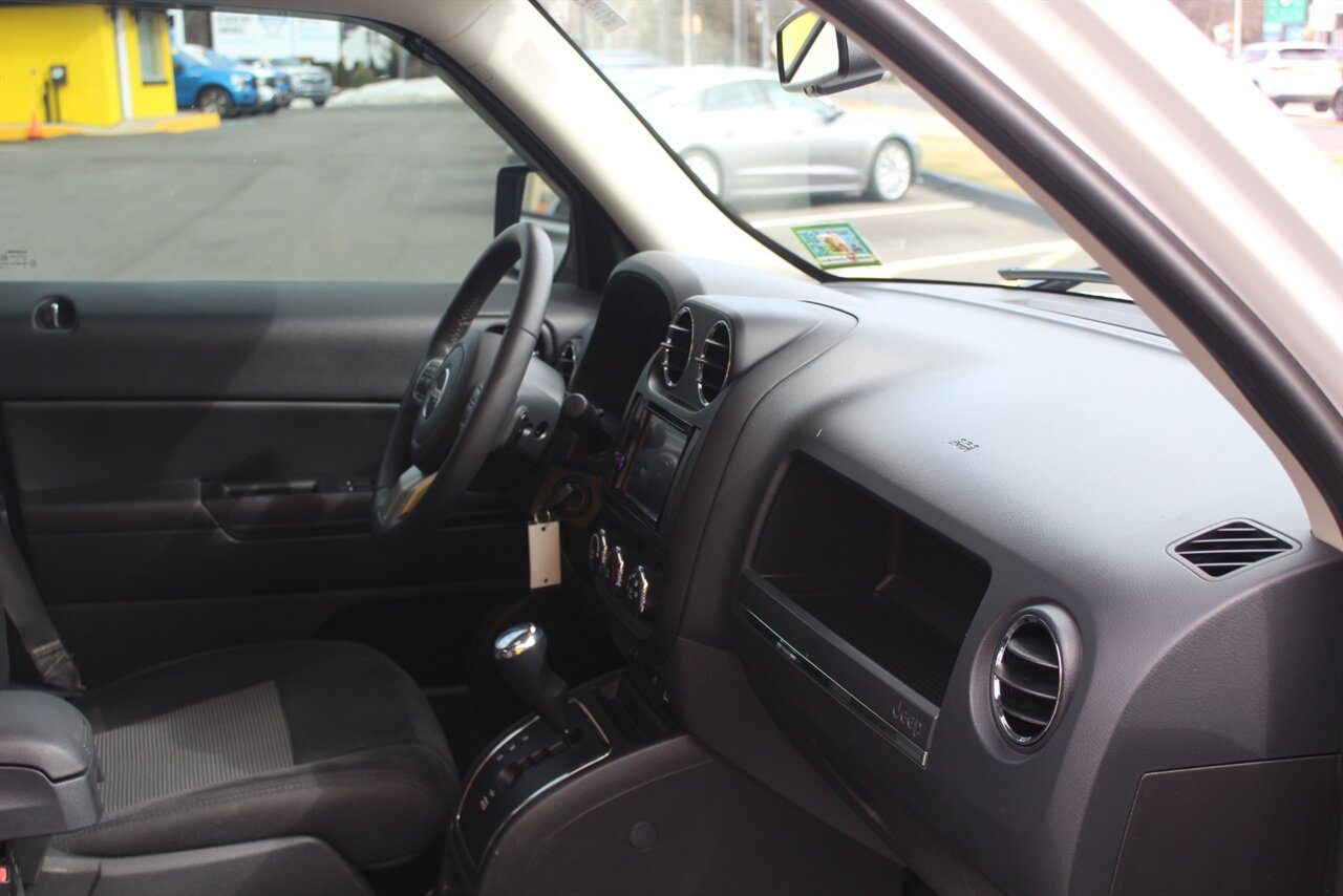 2014 Jeep Patriot Latitude - Photo 16 - Red Bank, NJ 07701