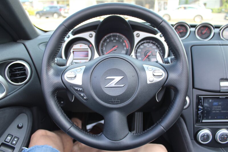 2012 Nissan 370Z Roadster photo