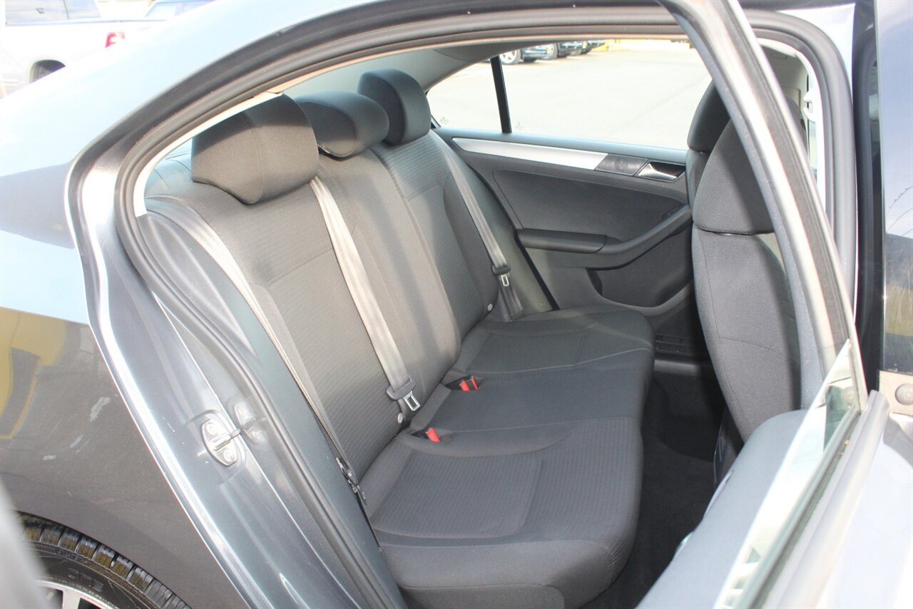 2016 Volkswagen Jetta 1.4T SE - Photo 14 - Red Bank, NJ 07701