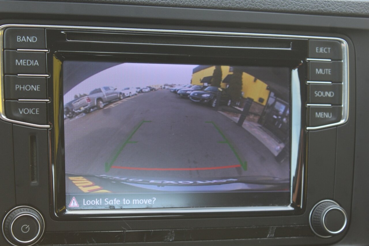 2016 Volkswagen Jetta 1.4T SE - Photo 8 - Red Bank, NJ 07701