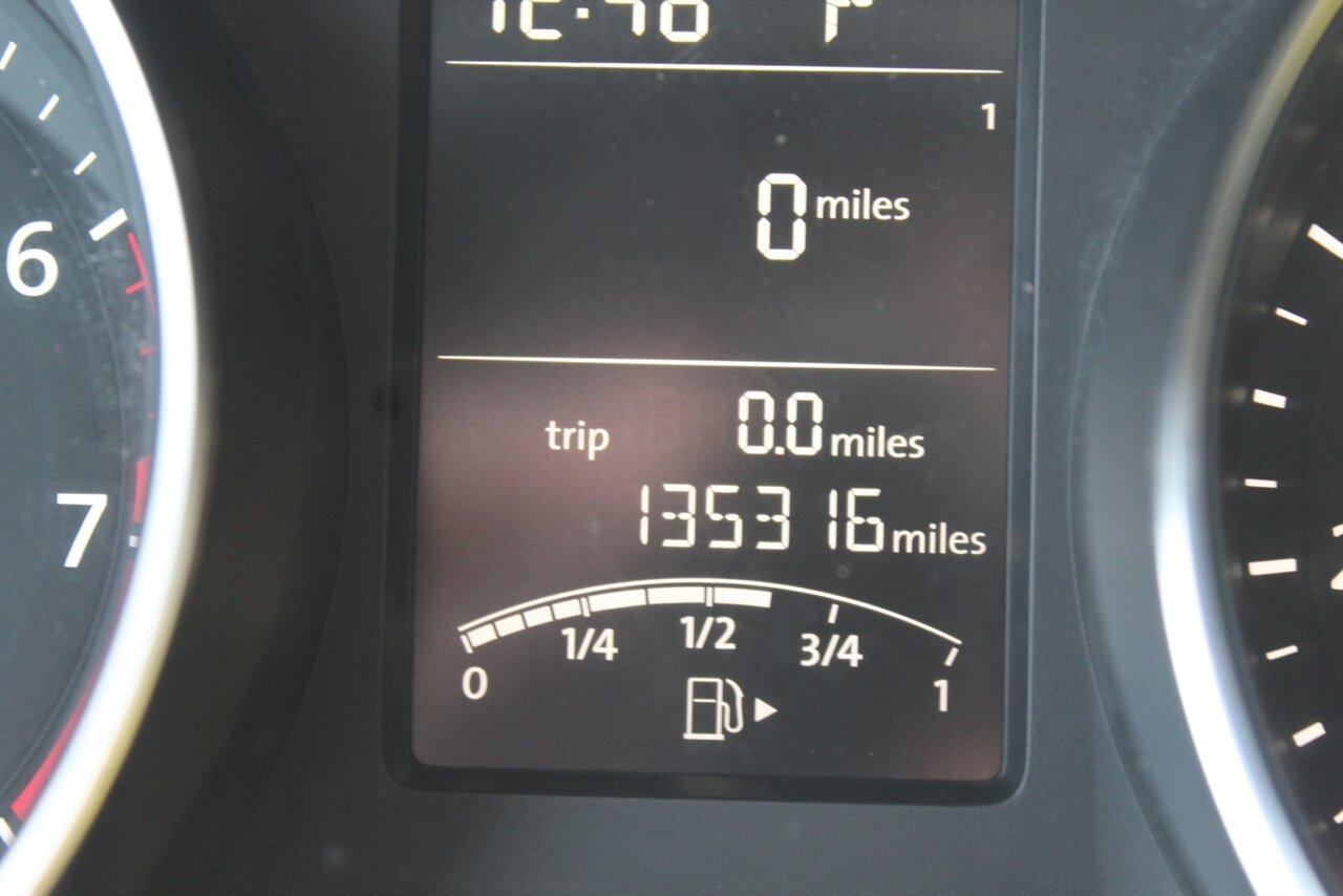 2016 Volkswagen Jetta 1.4T SE - Photo 5 - Red Bank, NJ 07701