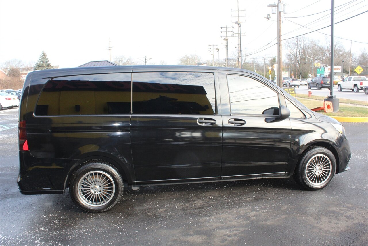 2019 Mercedes-Benz Metris Executive - Photo 36 - Red Bank, NJ 07701