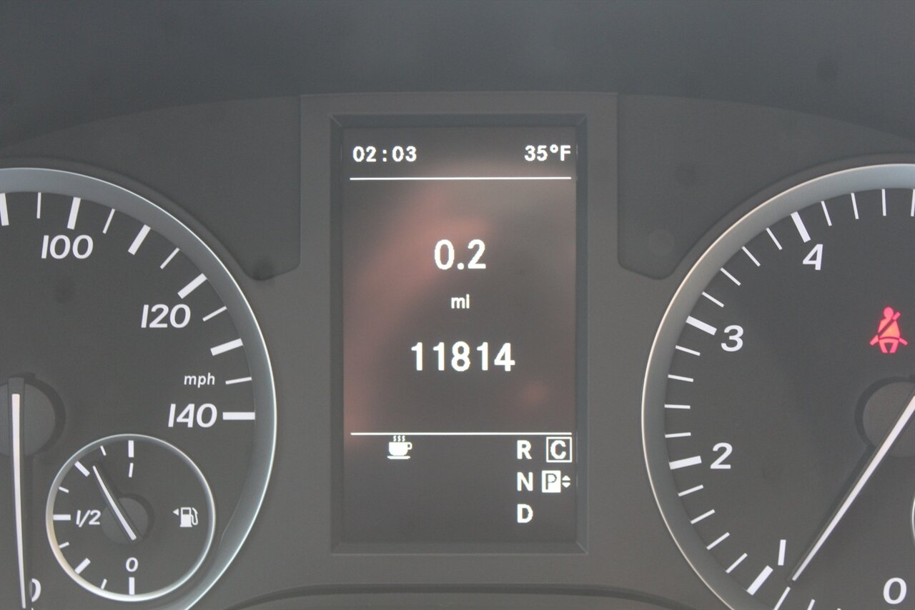2019 Mercedes-Benz Metris Executive - Photo 11 - Red Bank, NJ 07701