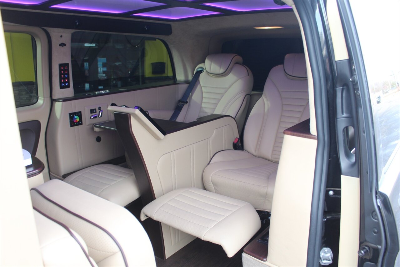 2019 Mercedes-Benz Metris Executive - Photo 19 - Red Bank, NJ 07701