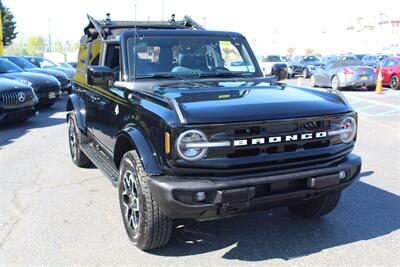 2023 Ford Bronco Outer Banks   - Photo 4 - Red Bank, NJ 07701