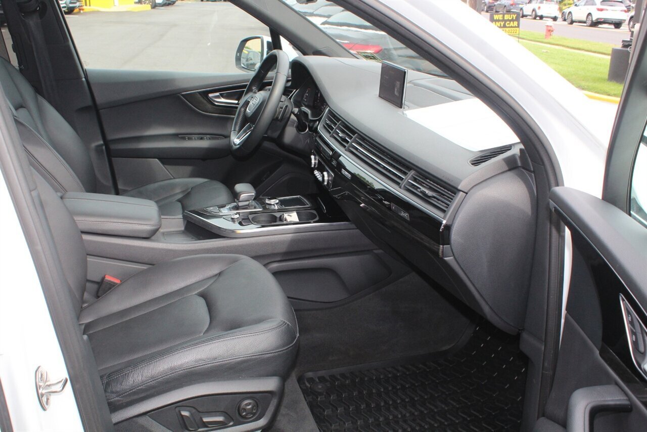 2019 Audi Q7 quattro Prestige 55 - Photo 17 - Red Bank, NJ 07701