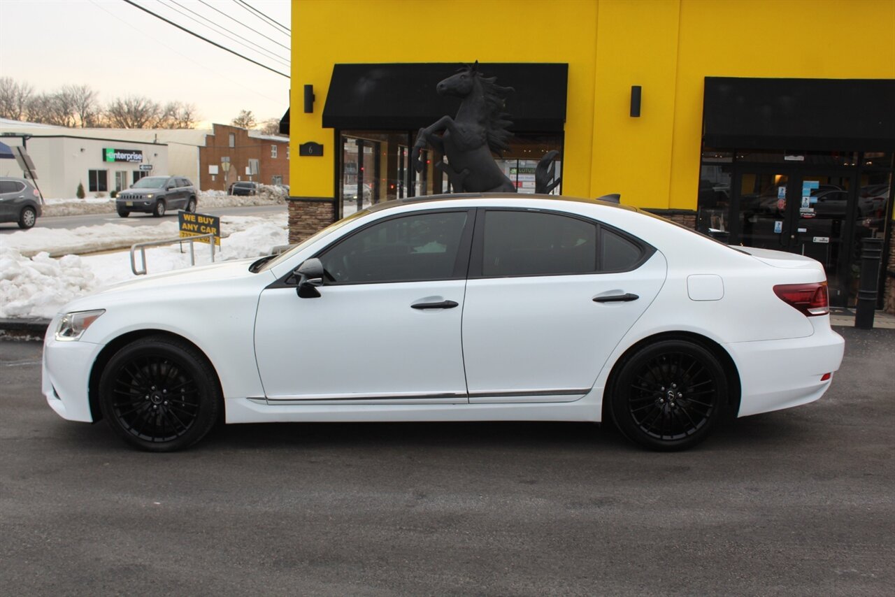 2015 Lexus LS Crafted Line - Photo 23 - Red Bank, NJ 07701