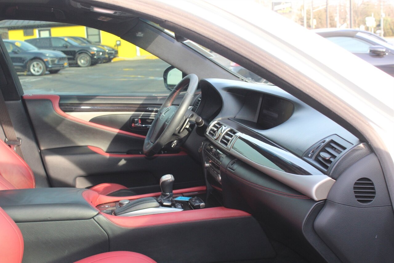 2015 Lexus LS Crafted Line - Photo 19 - Red Bank, NJ 07701