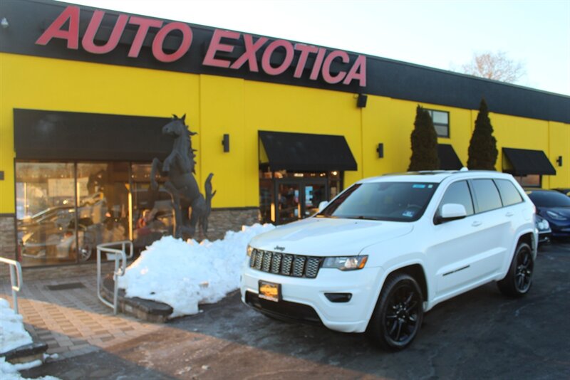 2019 Jeep Grand Cherokee Altitude  