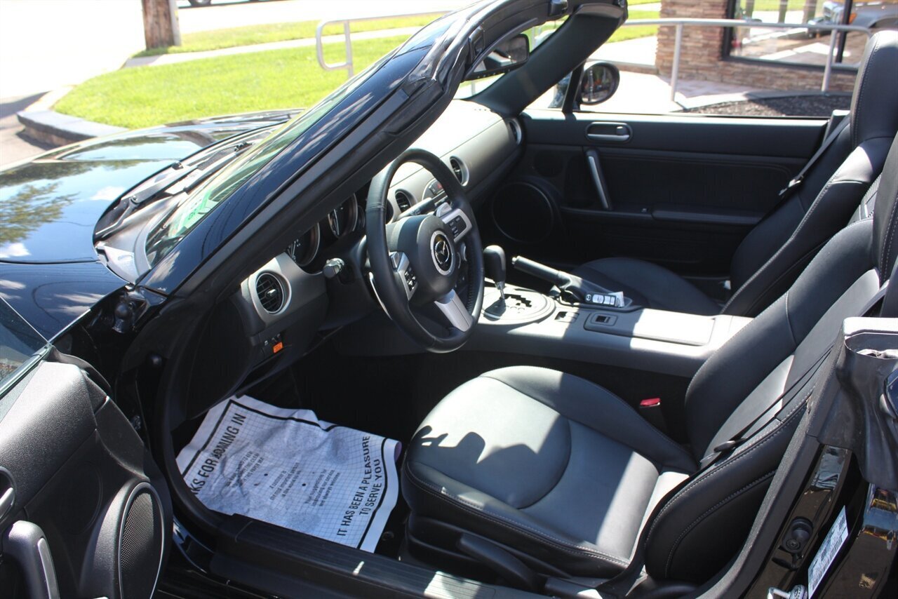 2012 Mazda MX-5 Miata Grand Touring - Photo 8 - Red Bank, NJ 07701