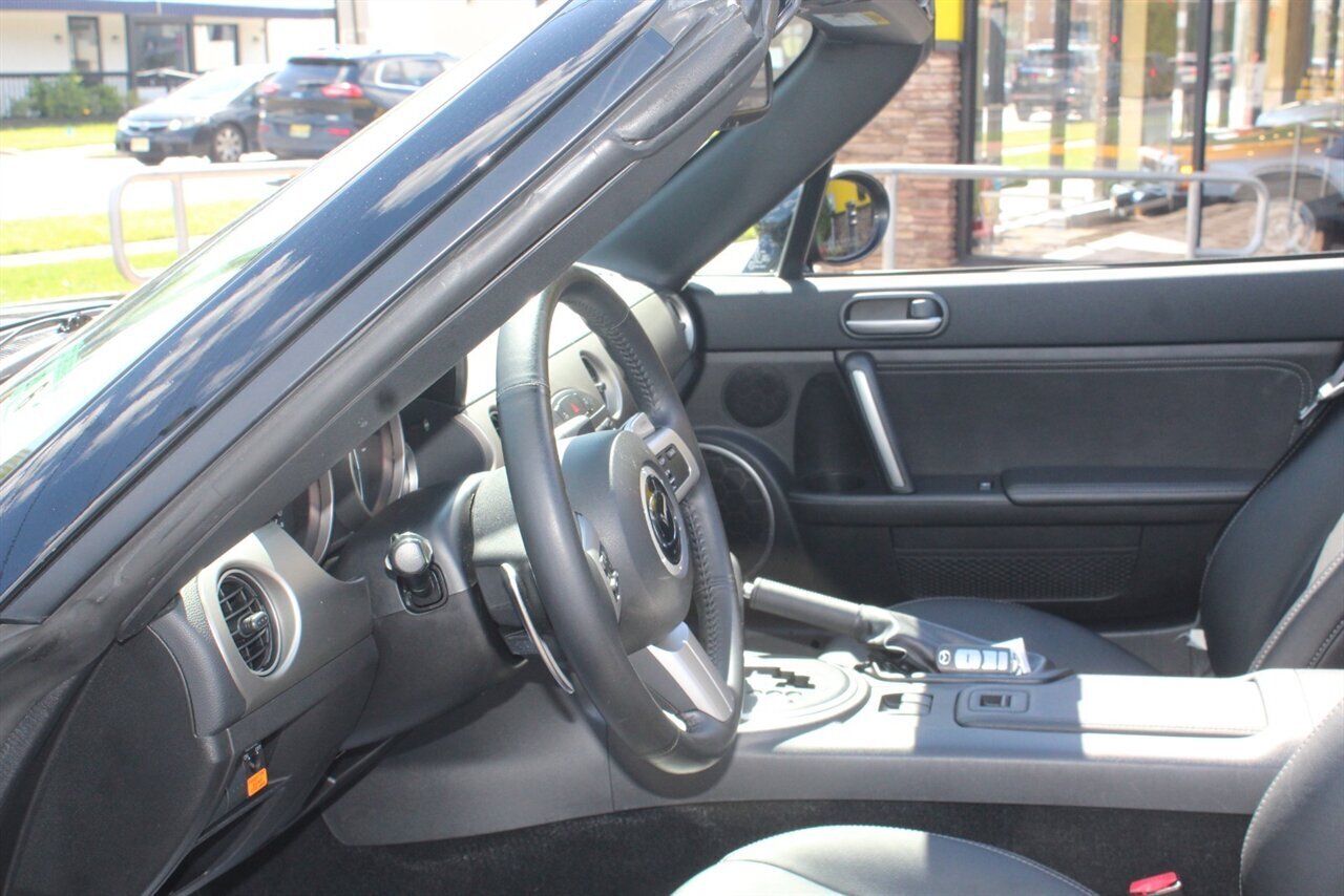 2012 Mazda MX-5 Miata Grand Touring - Photo 12 - Red Bank, NJ 07701
