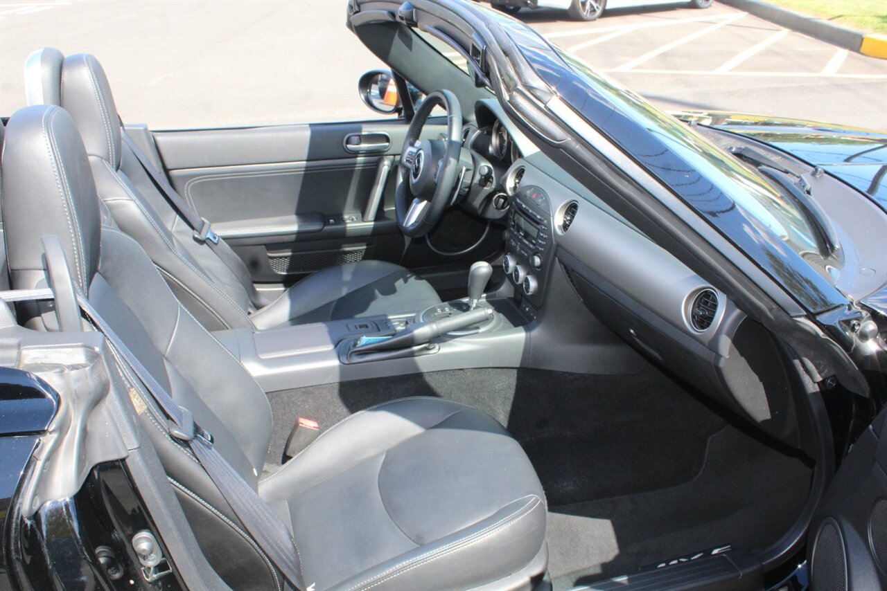 2012 Mazda MX-5 Miata Grand Touring - Photo 36 - Red Bank, NJ 07701