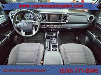 2019 Toyota Tacoma DOUBLE CAB V6 4X4TRD OFF ROAD   - Photo 12 - Auburn, CA 95603