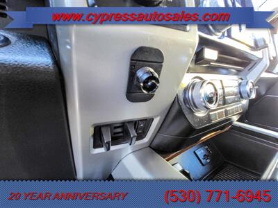 2015 Ford F-150 Lariat CREW CAB 4WD   - Photo 25 - Auburn, CA 95603