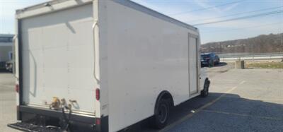 2019 Chevrolet Express 3500 16' Cutaway Box Truck   - Photo 7 - Wappingers Falls, NY 12590