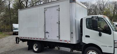 2018 Hino 195  16' Box Truck - Photo 43 - Wappingers Falls, NY 12590