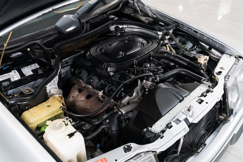 1990 Mercedes-Benz 200e   - Photo 44 - Neptune City, NJ 07753