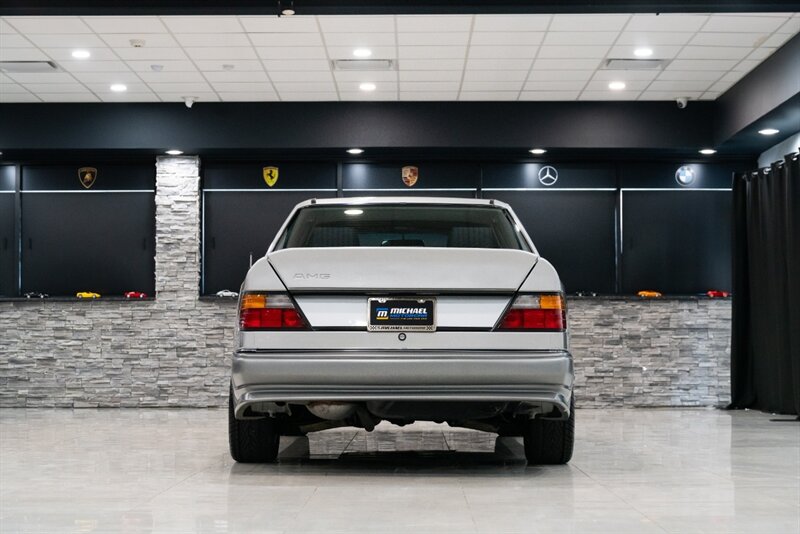 1990 Mercedes-Benz 200e   - Photo 9 - Neptune City, NJ 07753