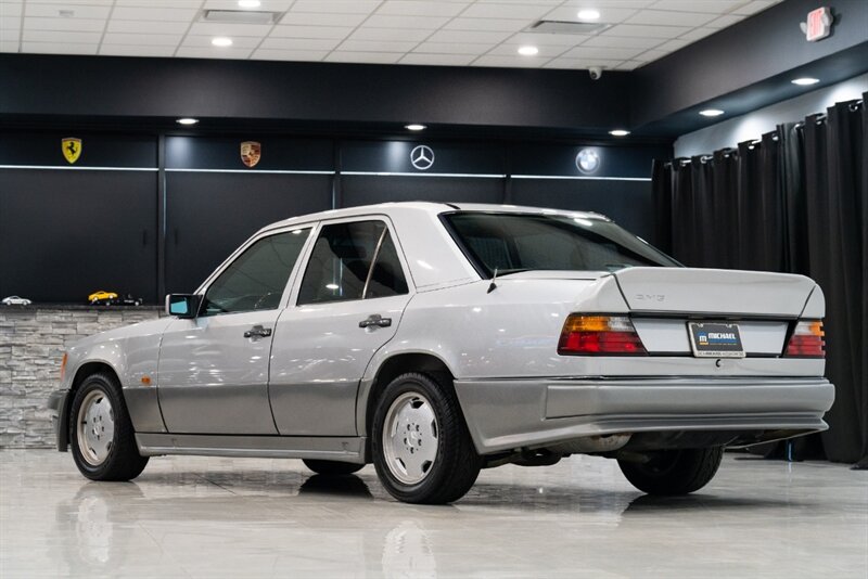 1990 Mercedes-Benz 200e   - Photo 46 - Neptune City, NJ 07753