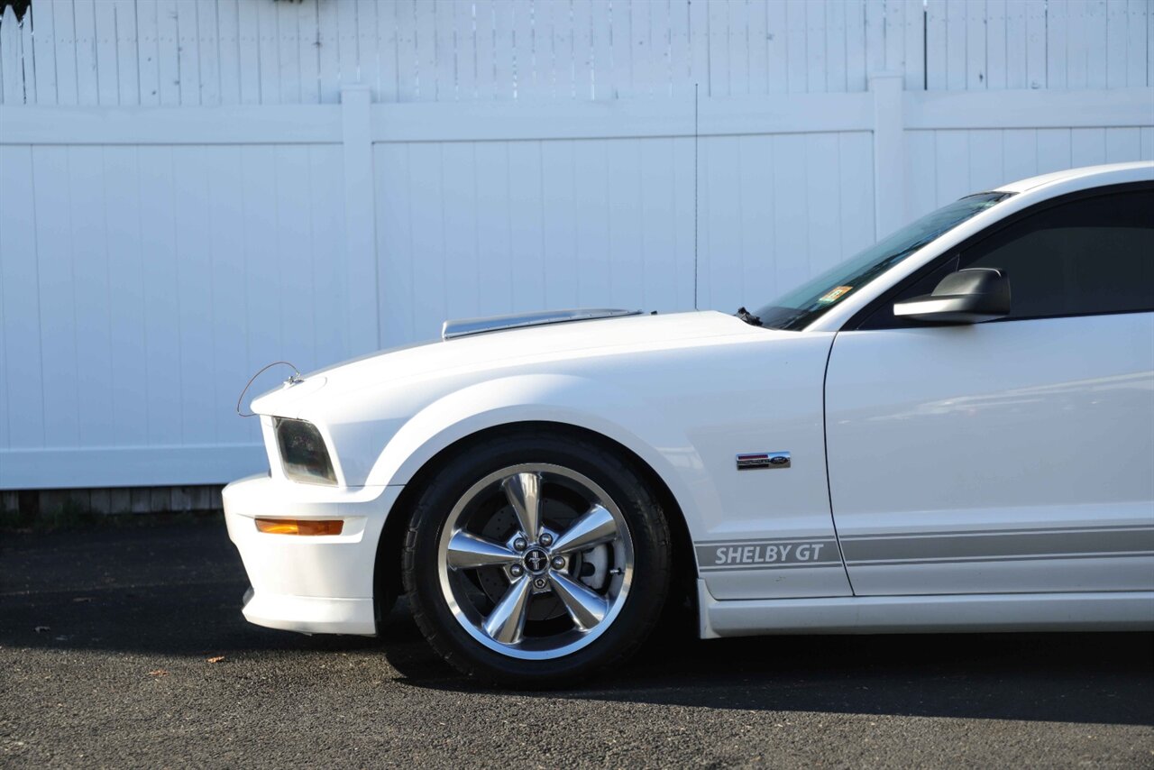 2007 Ford Mustang GT Deluxe  SHELBY - Photo 38 - Neptune City, NJ 07753