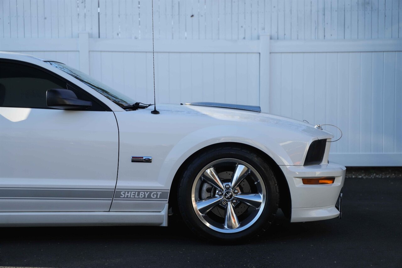 2007 Ford Mustang GT Deluxe  SHELBY - Photo 41 - Neptune City, NJ 07753