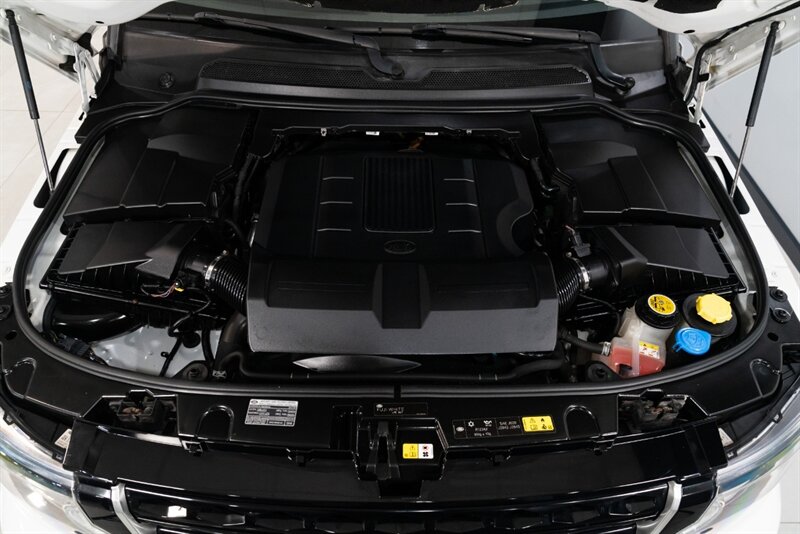 2016 Land Rover LR4 HSE - Photo 25 - Neptune City, NJ 07753