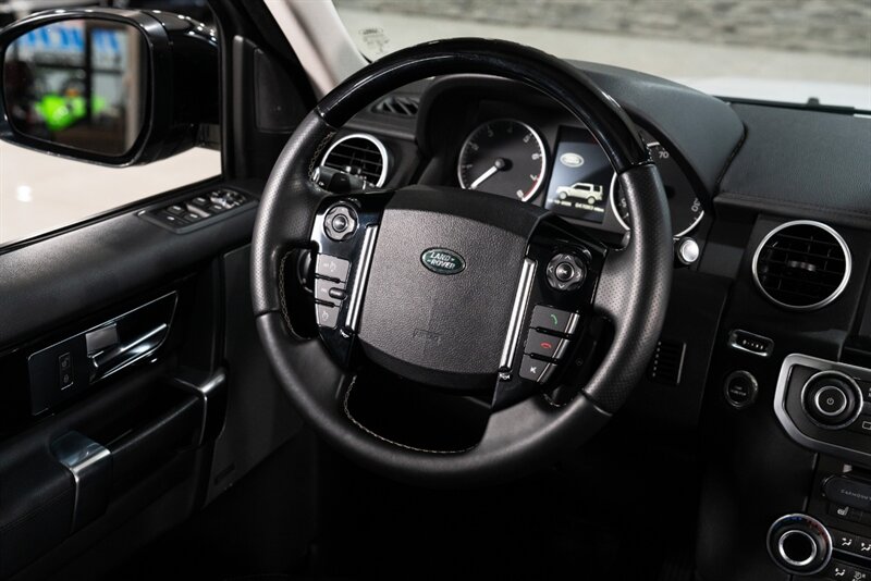 2016 Land Rover LR4 HSE  