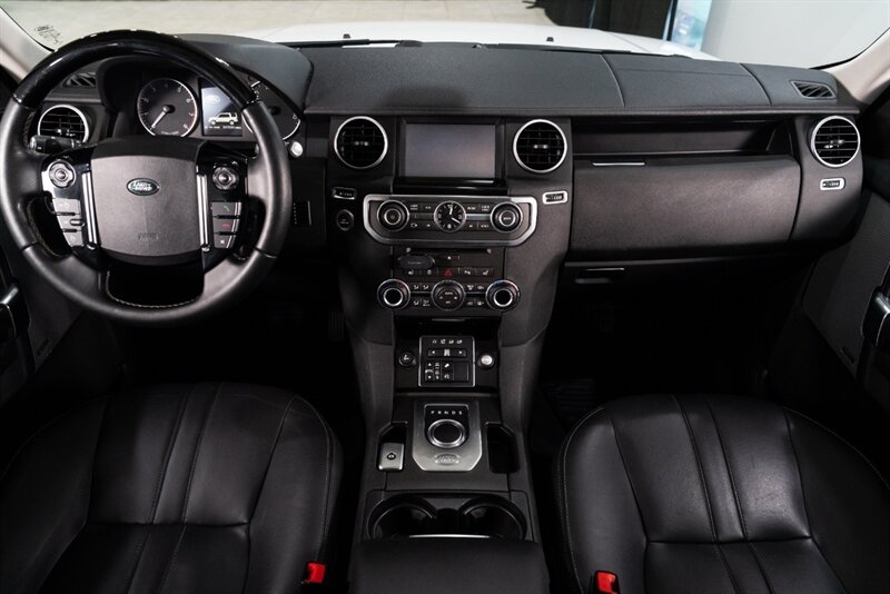 2016 Land Rover LR4 HSE - Photo 10 - Neptune City, NJ 07753