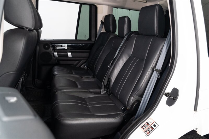 2016 Land Rover LR4 HSE - Photo 15 - Neptune City, NJ 07753