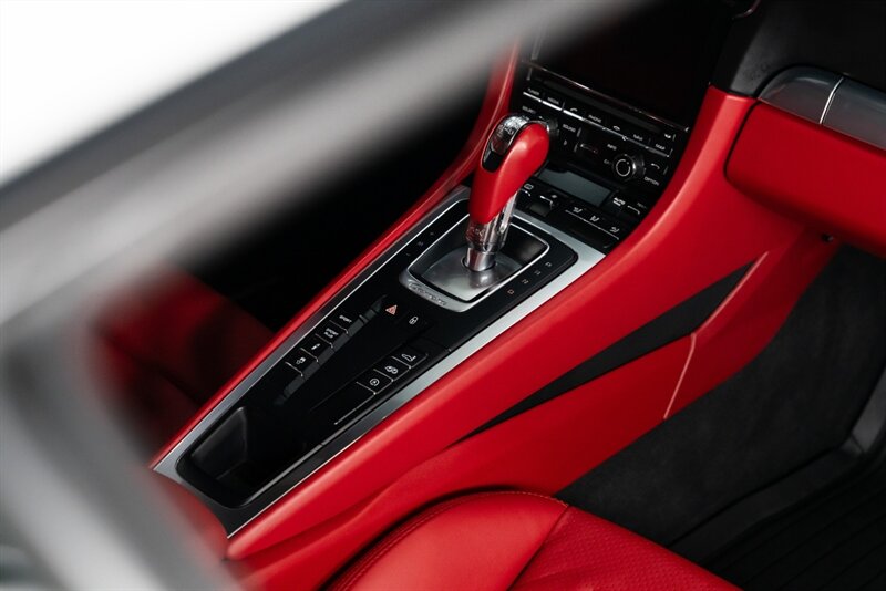 2013 Porsche 911 Carrera 4S   - Photo 6 - Neptune City, NJ 07753