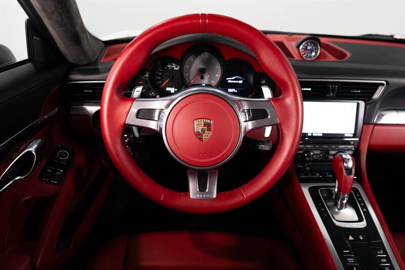 2013 Porsche 911 Carrera 4S   - Photo 37 - Neptune City, NJ 07753