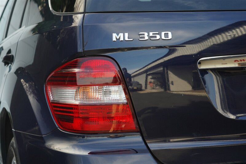 2011 Mercedes-Benz M-Class ML350 4MATIC photo