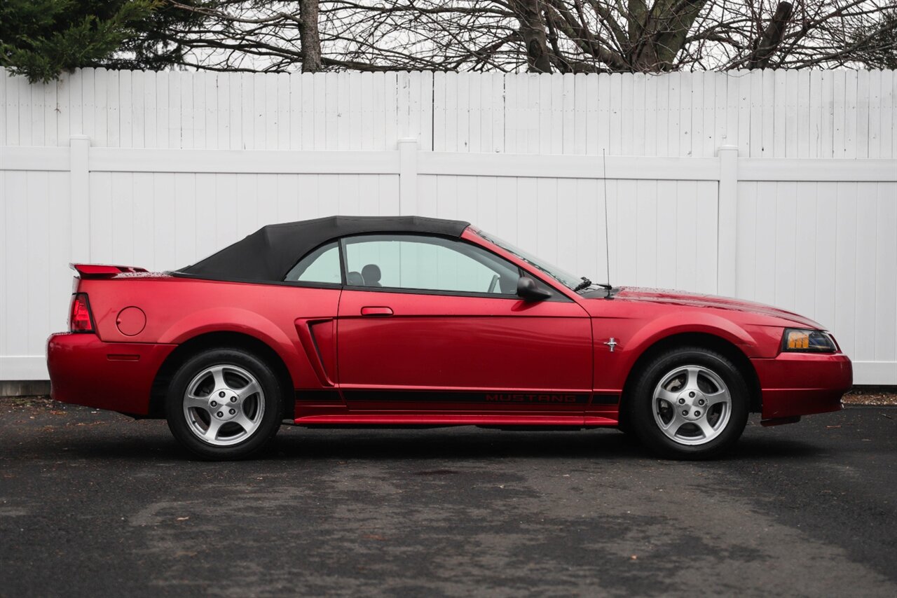 2002 Ford Mustang Deluxe  Convertible - Photo 7 - Neptune City, NJ 07753