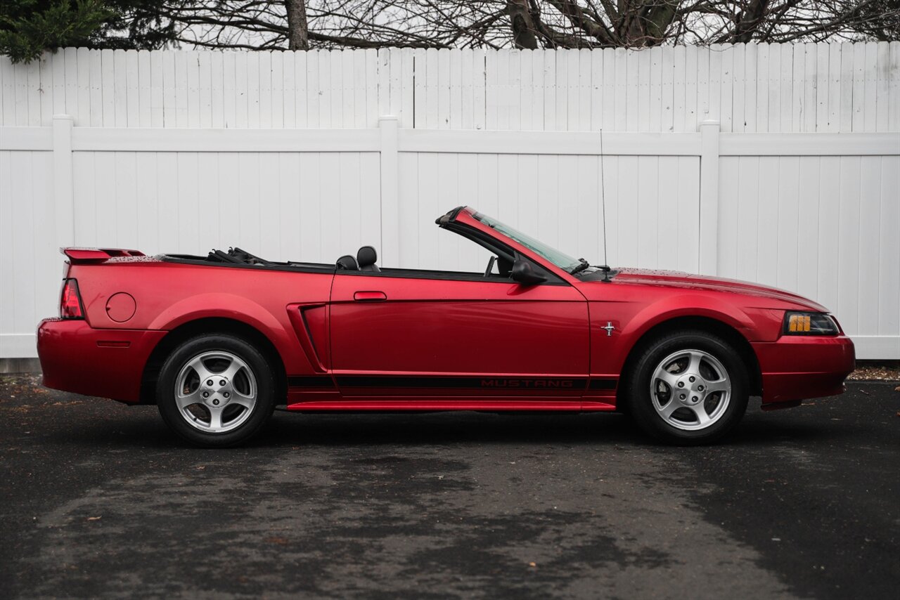 2002 Ford Mustang Deluxe  Convertible - Photo 29 - Neptune City, NJ 07753
