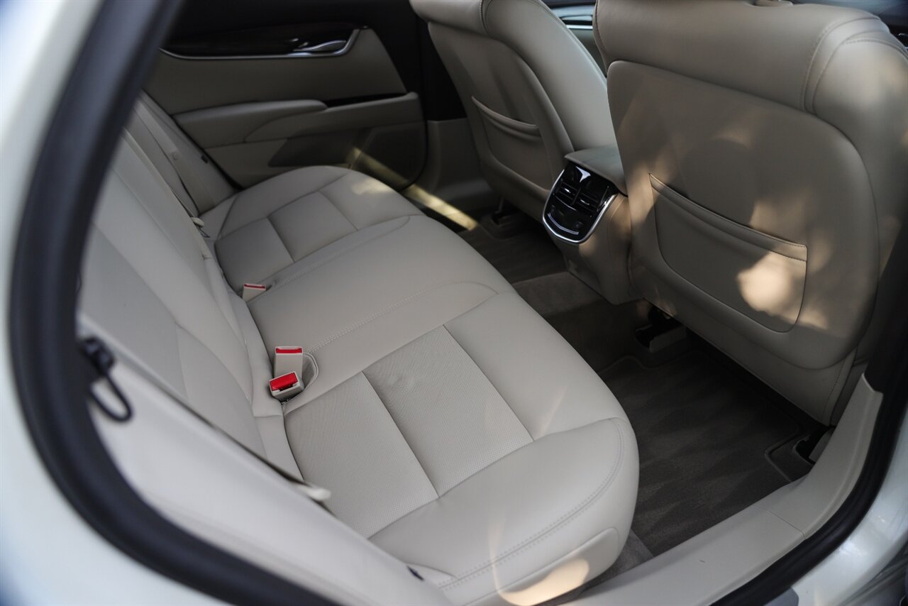 2013 Cadillac XTS Luxury Collection   - Photo 17 - Neptune City, NJ 07753