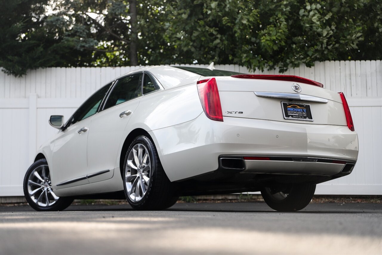 2013 Cadillac XTS Luxury Collection   - Photo 38 - Neptune City, NJ 07753