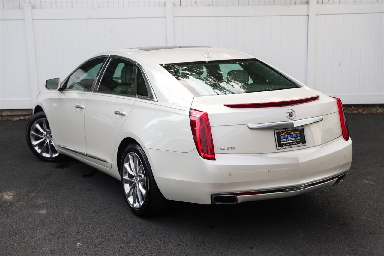 2013 Cadillac XTS Luxury Collection   - Photo 39 - Neptune City, NJ 07753