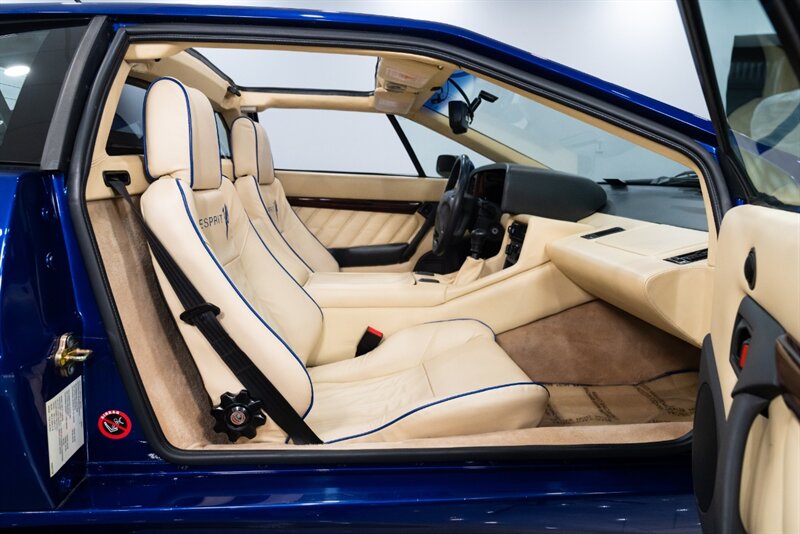 1997 Lotus Esprit V8   - Photo 61 - Neptune City, NJ 07753