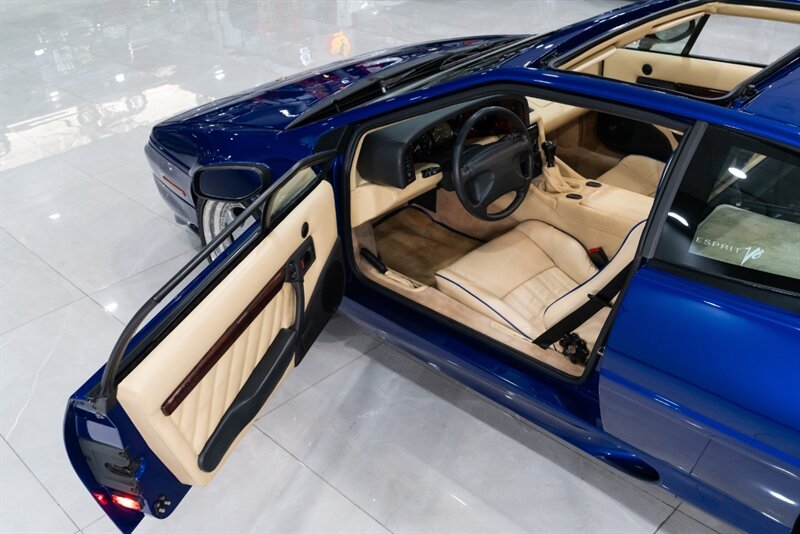 1997 Lotus Esprit V8   - Photo 44 - Neptune City, NJ 07753