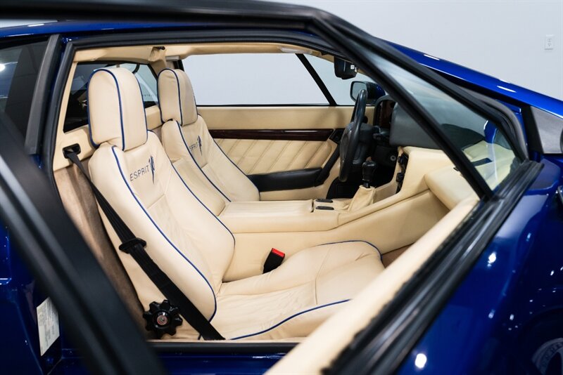 1997 Lotus Esprit V8   - Photo 52 - Neptune City, NJ 07753