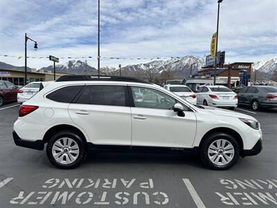 2018 Subaru Outback 2.5i Premium   - Photo 8 - Salt Lake City, UT 84107
